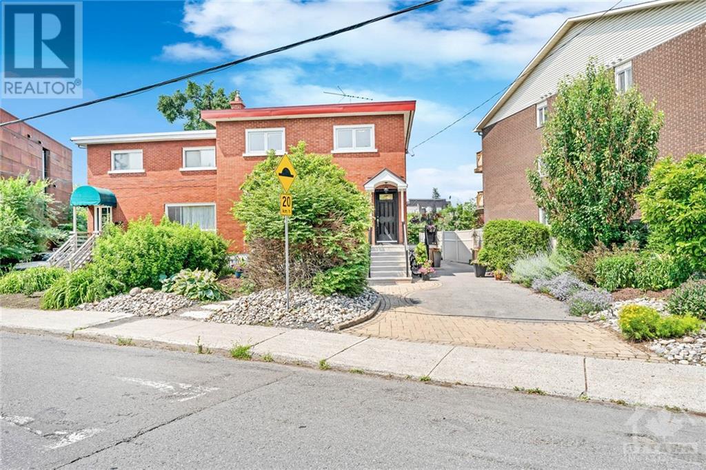 Listing 1349068 - Large Photo # 2