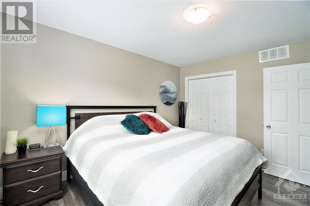 Listing 1349109 - Large Photo # 14