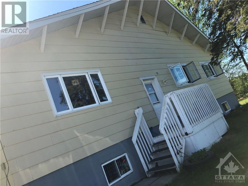 Listing 1349291 - Large Photo # 2