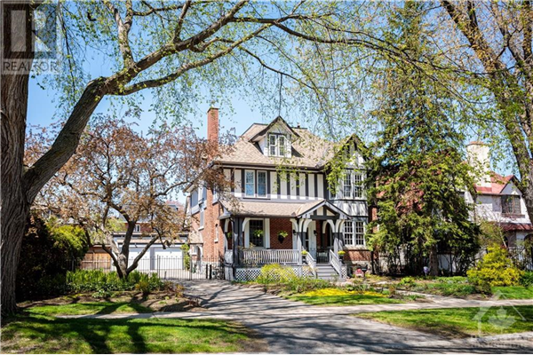 259 CLEMOW AVENUE, Ottawa