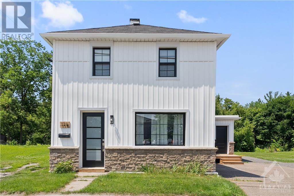119 DANIEL STREET S