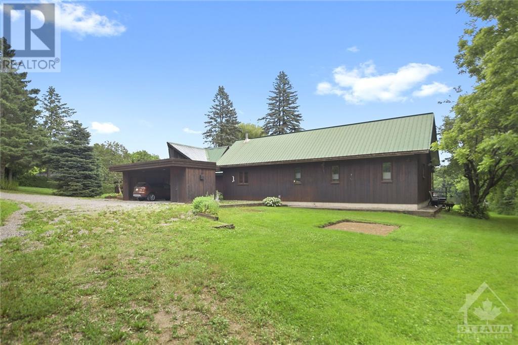 Listing 1349919 - Large Photo # 3