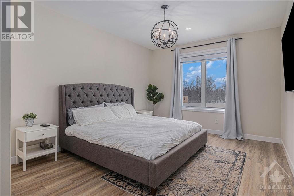 260 TRUDEAU CRESCENT