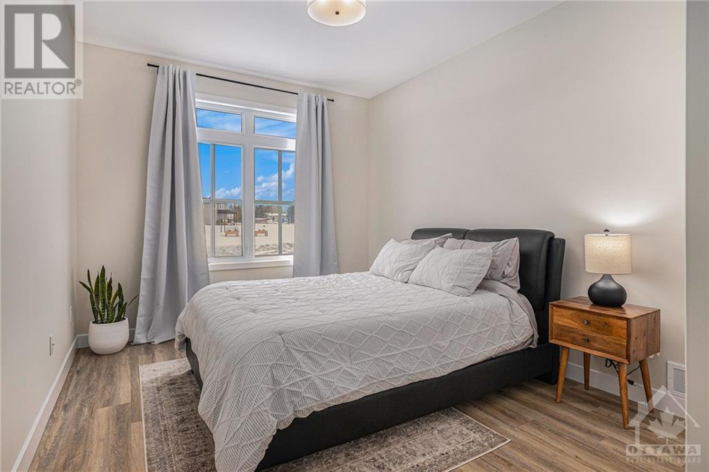 260 TRUDEAU CRESCENT
