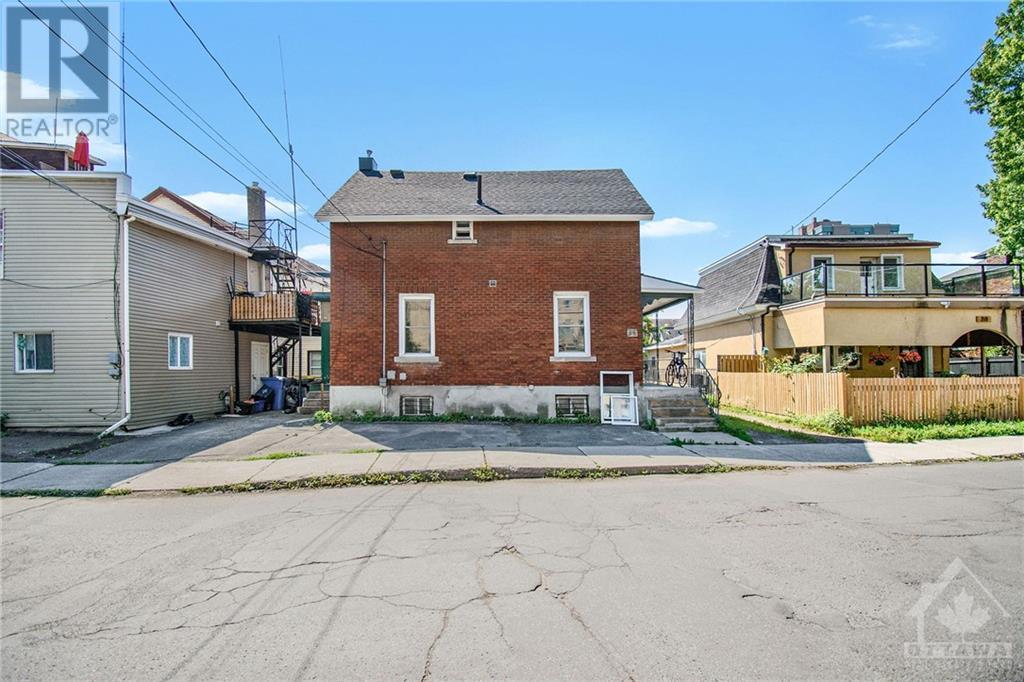 36 PRIMROSE AVENUE
