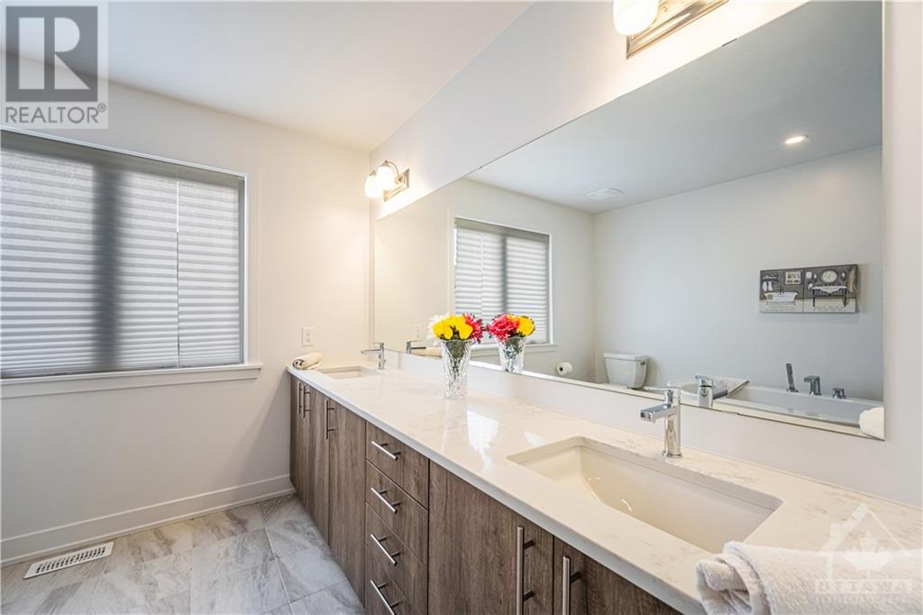 Listing 1350390 - Large Photo # 18