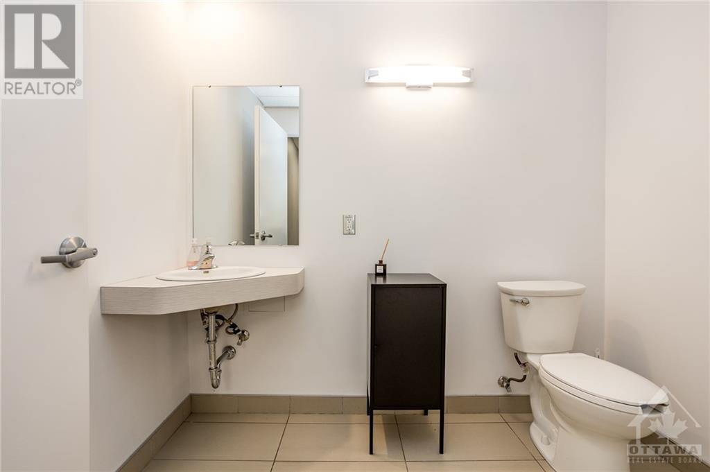 1285 TERON ROAD UNIT#2, #2