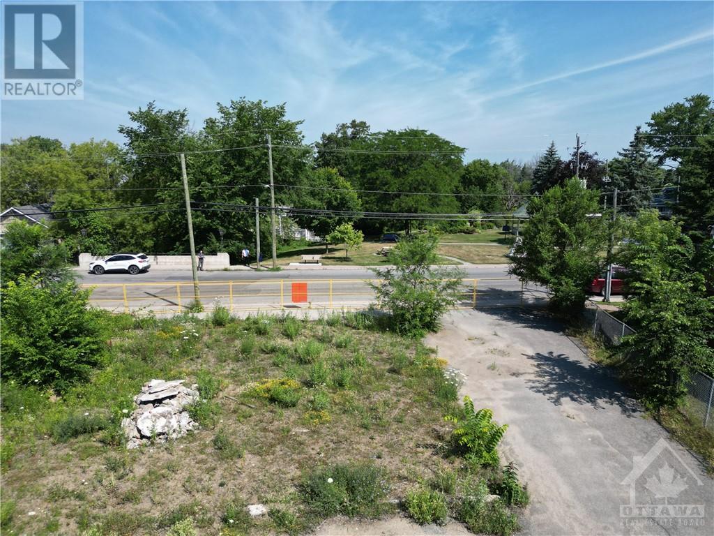 Listing 1350901 - Large Photo # 15
