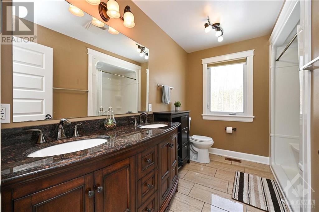 Listing 1351073 - Large Photo # 15