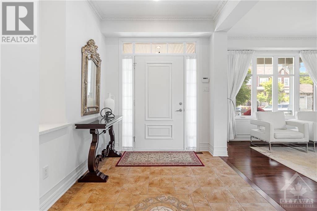 121 SOLERA CIRCLE