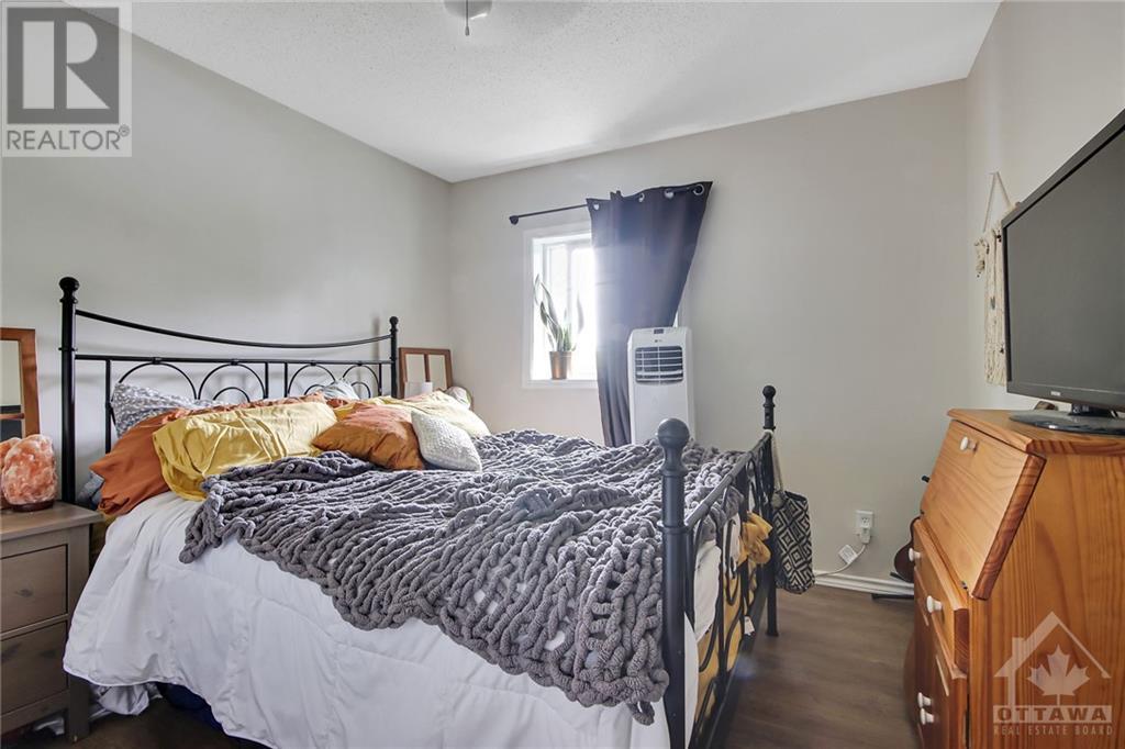 Listing 1351195 - Large Photo # 12