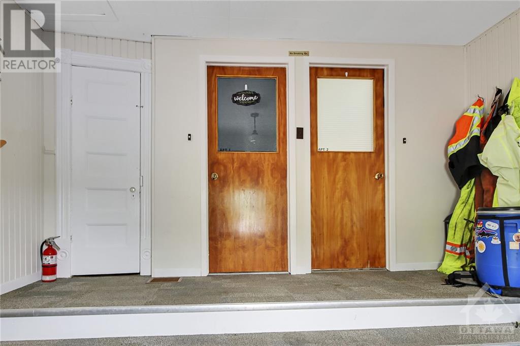 Listing 1351195 - Large Photo # 3