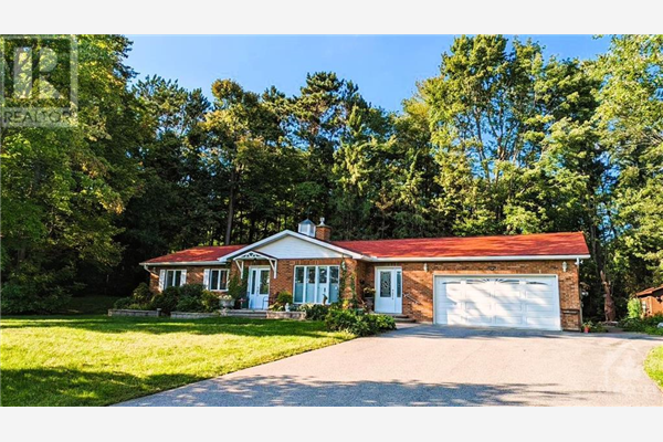 3555 BIRCHTREE CRESCENT, Ottawa