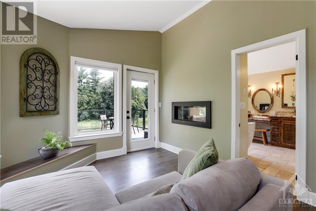 Listing 1351520 - Large Photo # 15