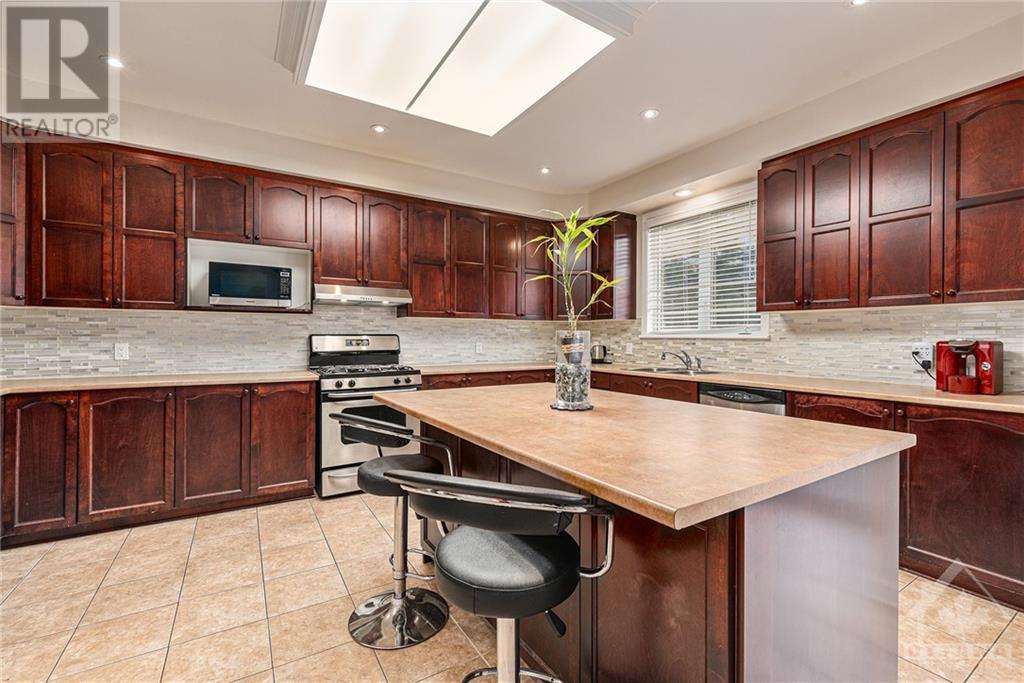 Listing 1351881 - Large Photo # 10