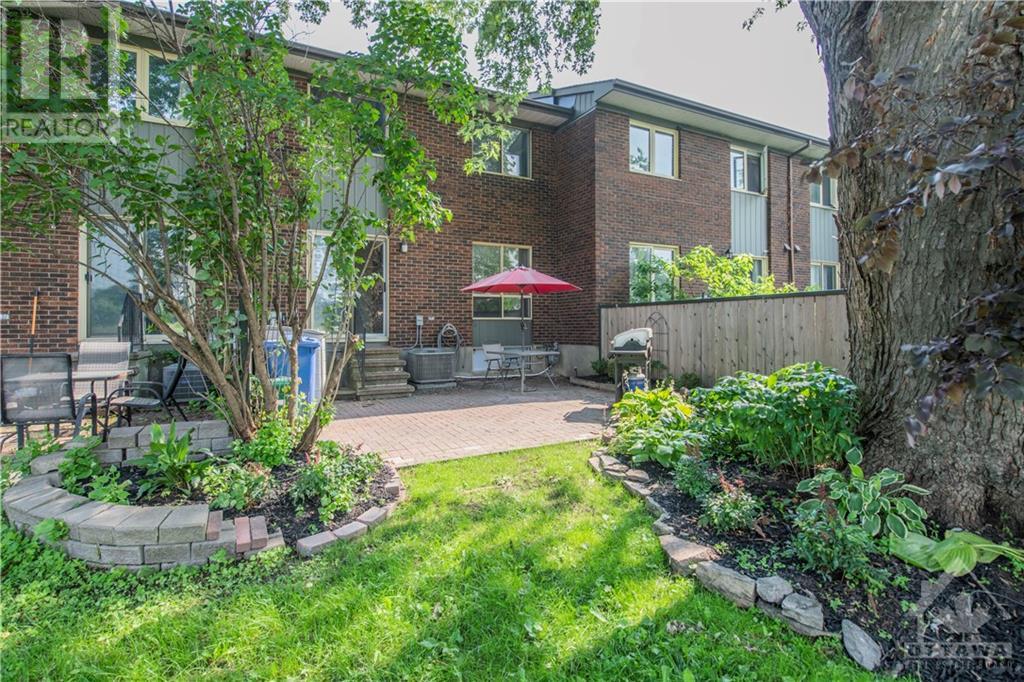 Listing 1352015 - Large Photo # 28