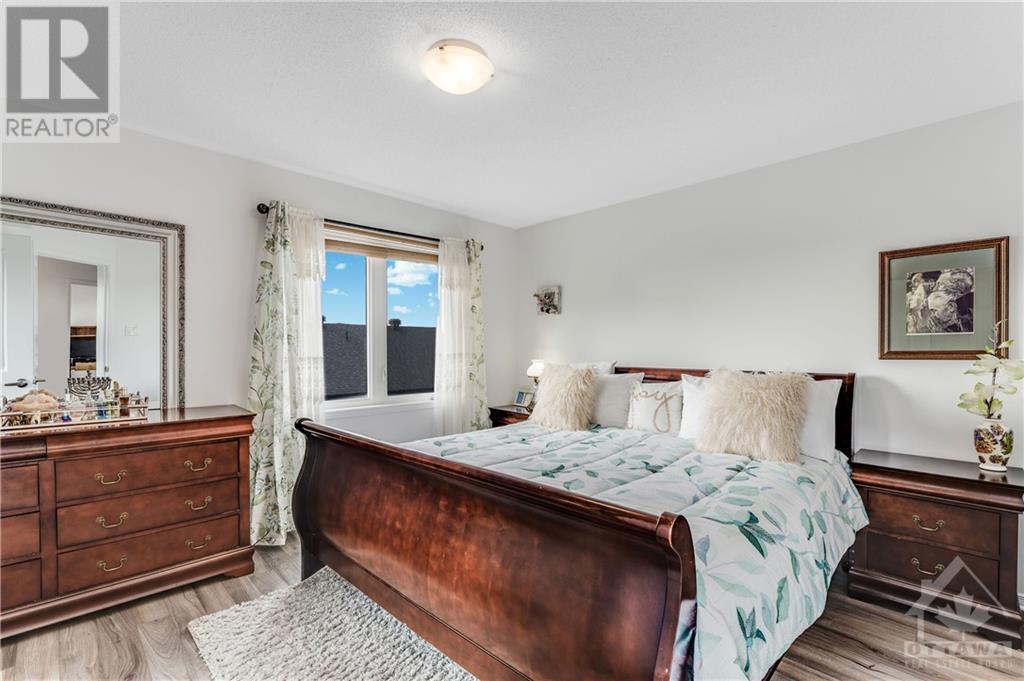Listing 1352218 - Large Photo # 13