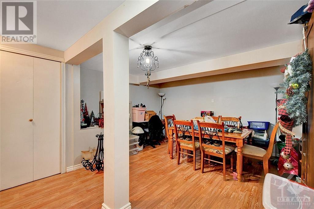 Listing 1352221 - Large Photo # 24