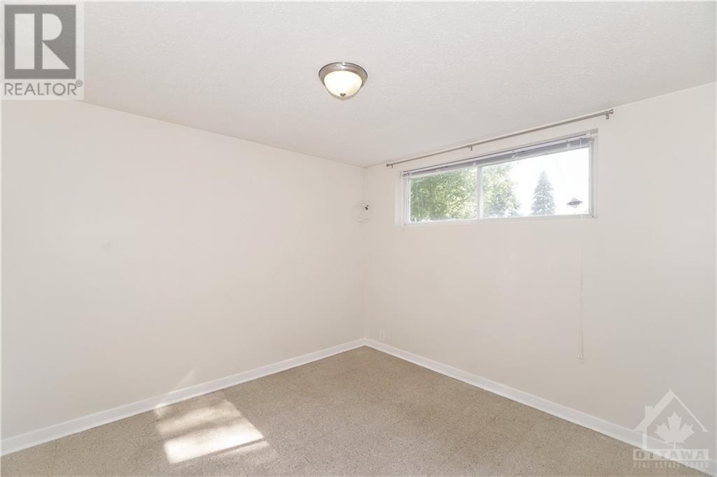 Listing 1352260 - Large Photo # 22