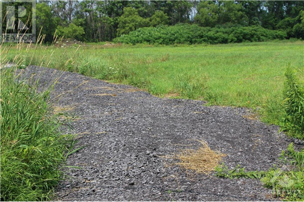 HAINSVILLE ROAD, Brinston