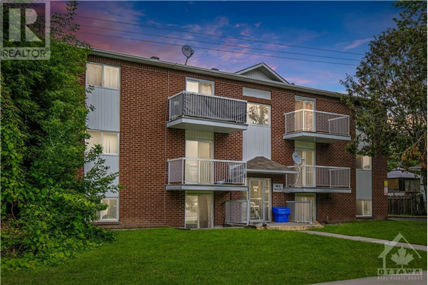 2459 CLEROUX CRESCENT, Gloucester