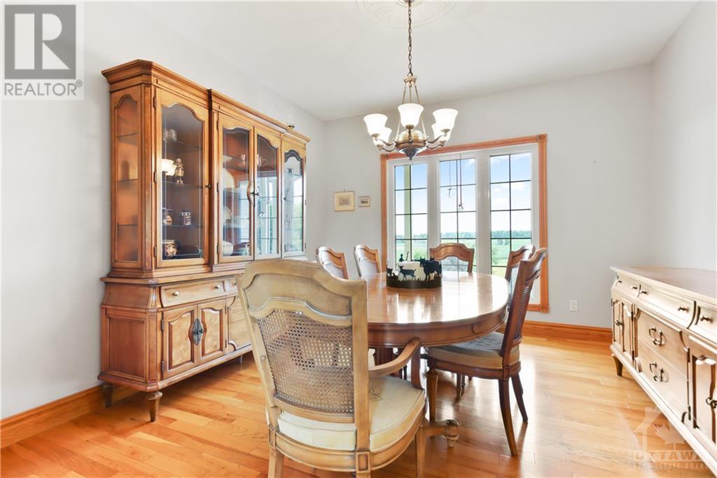 Listing 1352879 - Large Photo # 21