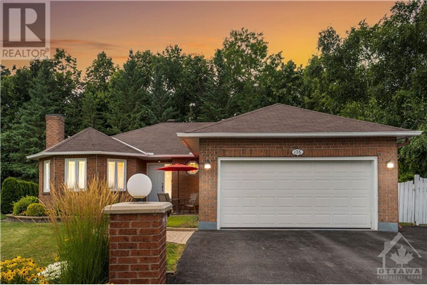 176 CHARLES STREET, Arnprior