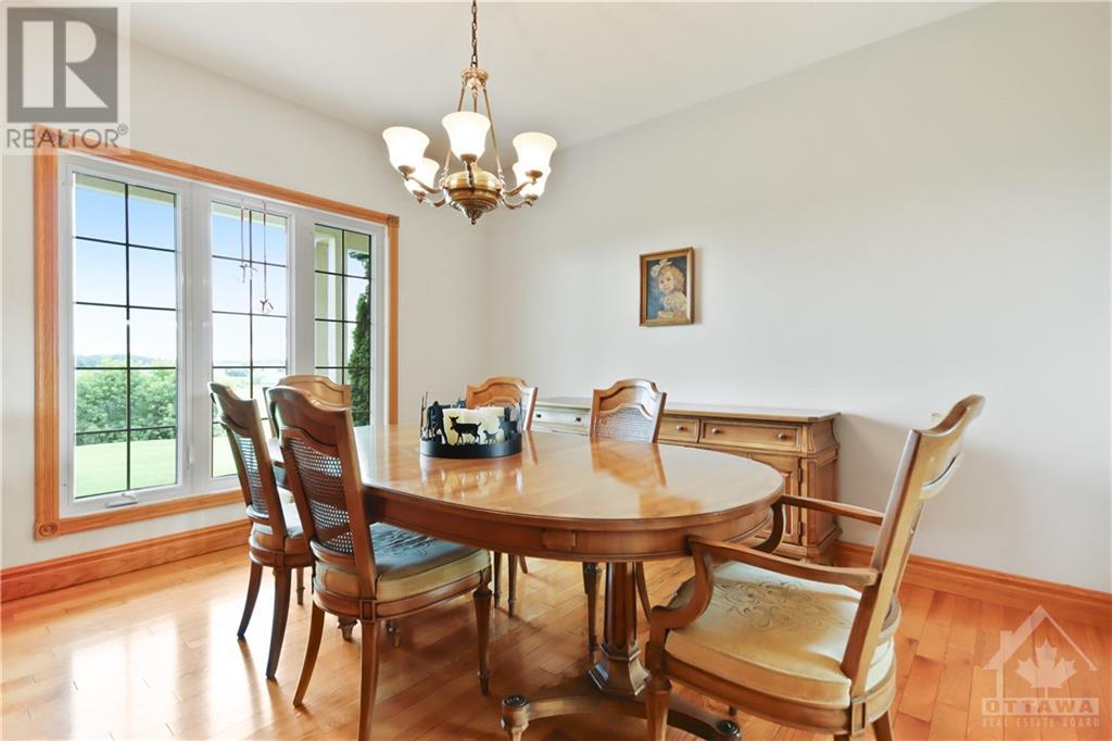 Listing 1352990 - Large Photo # 12