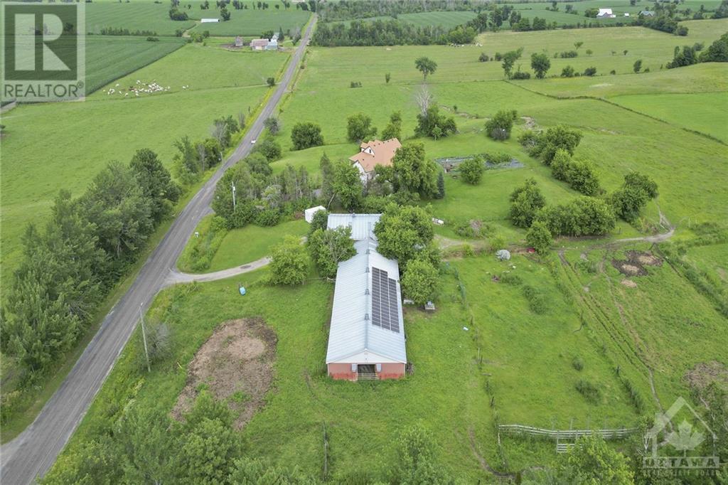 Listing 1352990 - Large Photo # 28