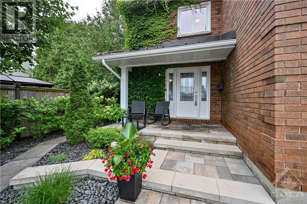 724 PRINCESS LOUISE DRIVE