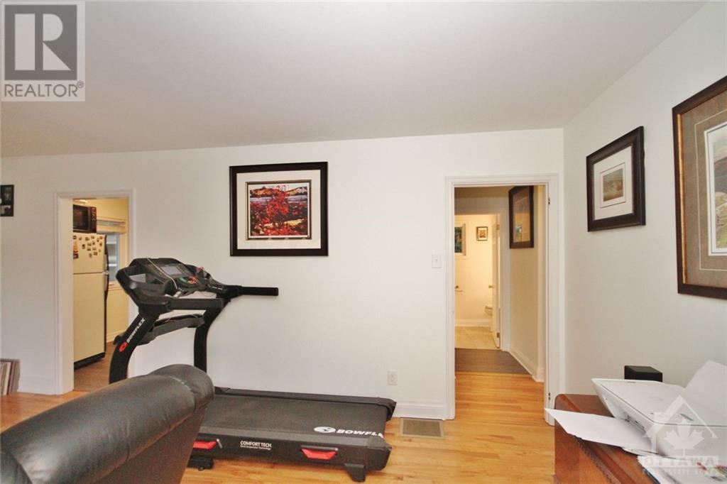Listing 1353198 - Large Photo # 4