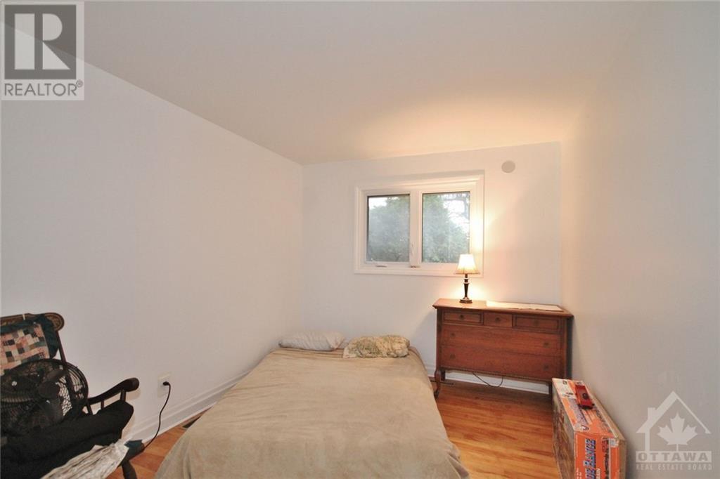 Listing 1353198 - Large Photo # 14