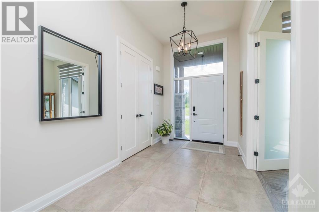 15 RIDEAU CROSSING CRESCENT