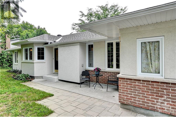 5322 MCLEAN CRESCENT, Manotick