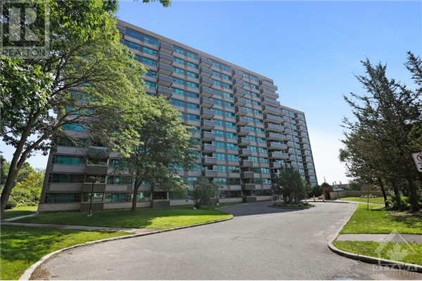 555 BRITTANY DRIVE UNIT#911, Ottawa
