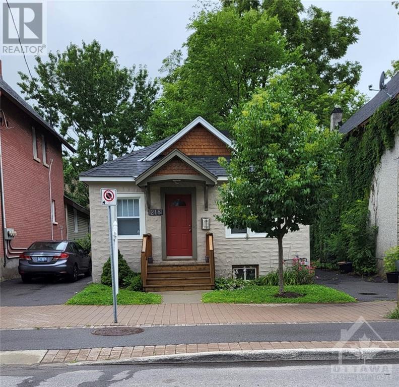 Listing 1353419 - Large Photo # 1
