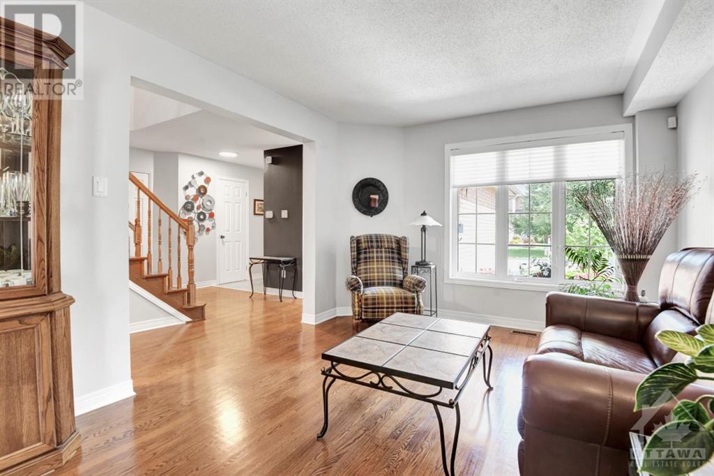 Listing 1353688 - Large Photo # 8