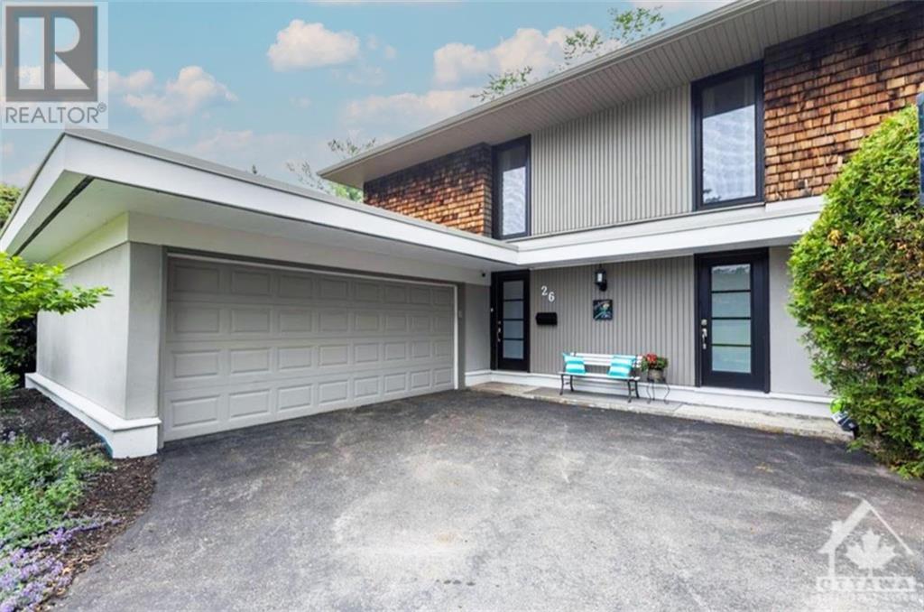 Listing 1354109 - Large Photo # 1