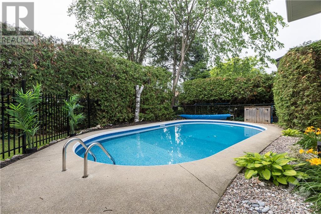 Listing 1354109 - Large Photo # 3