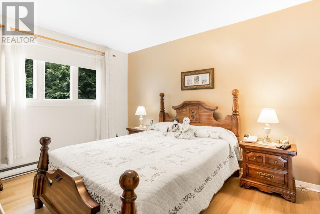 Listing 1354312 - Large Photo # 23