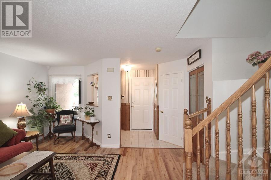 Listing 1354506 - Large Photo # 2