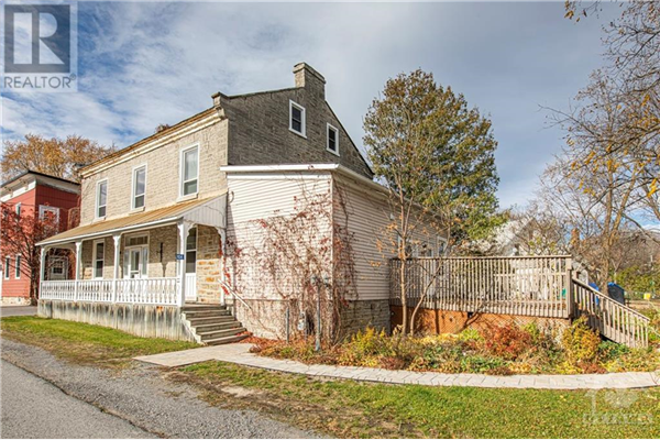 104 RENFREW STREET, Pakenham