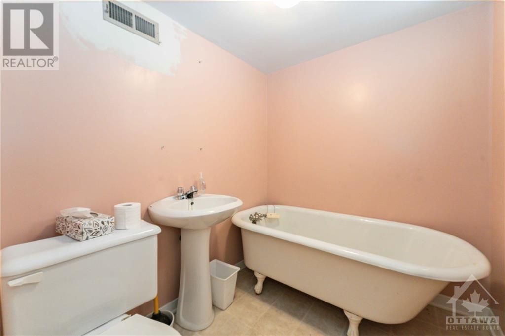 Listing 1354543 - Large Photo # 22