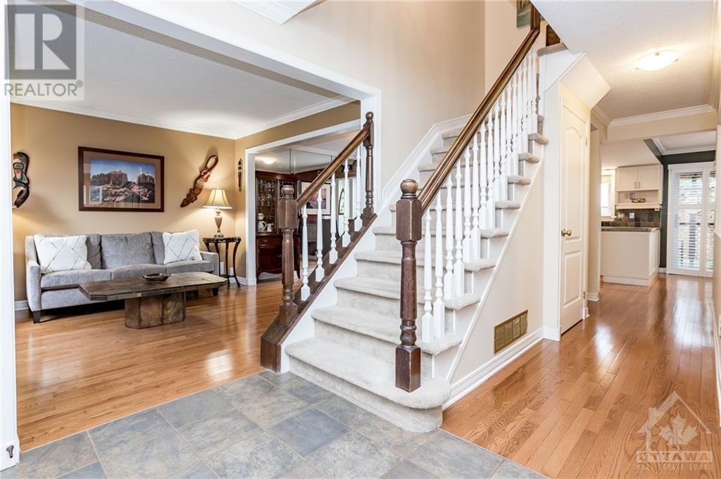 99 SAI CRESCENT