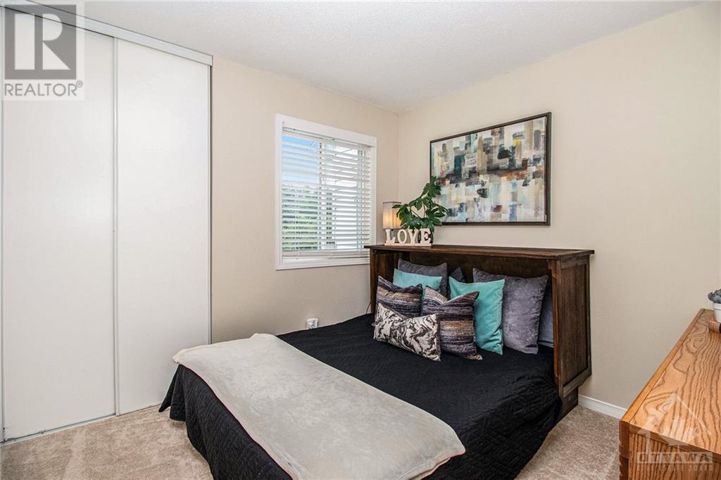 Listing 1354610 - Large Photo # 17