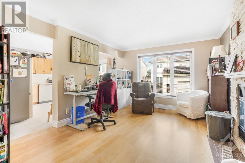 6589 DES MERLES LANE