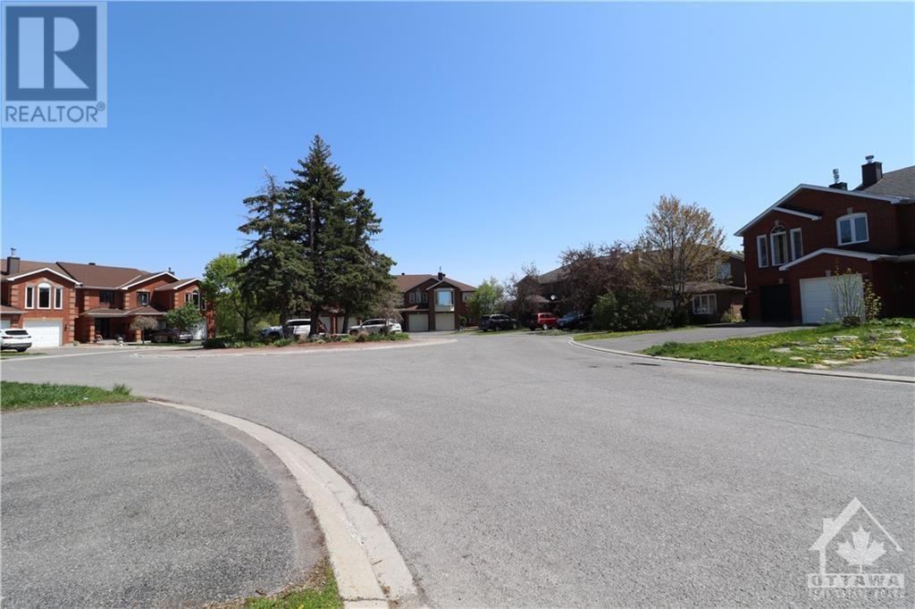 Listing 1354745 - Large Photo # 27