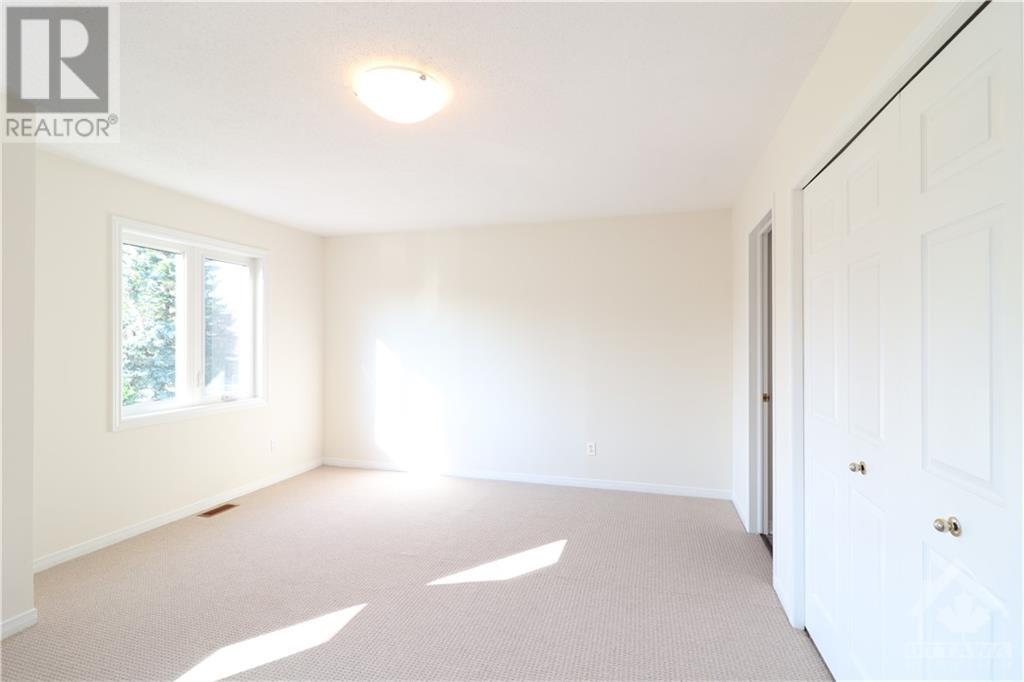 Listing 1354745 - Large Photo # 15