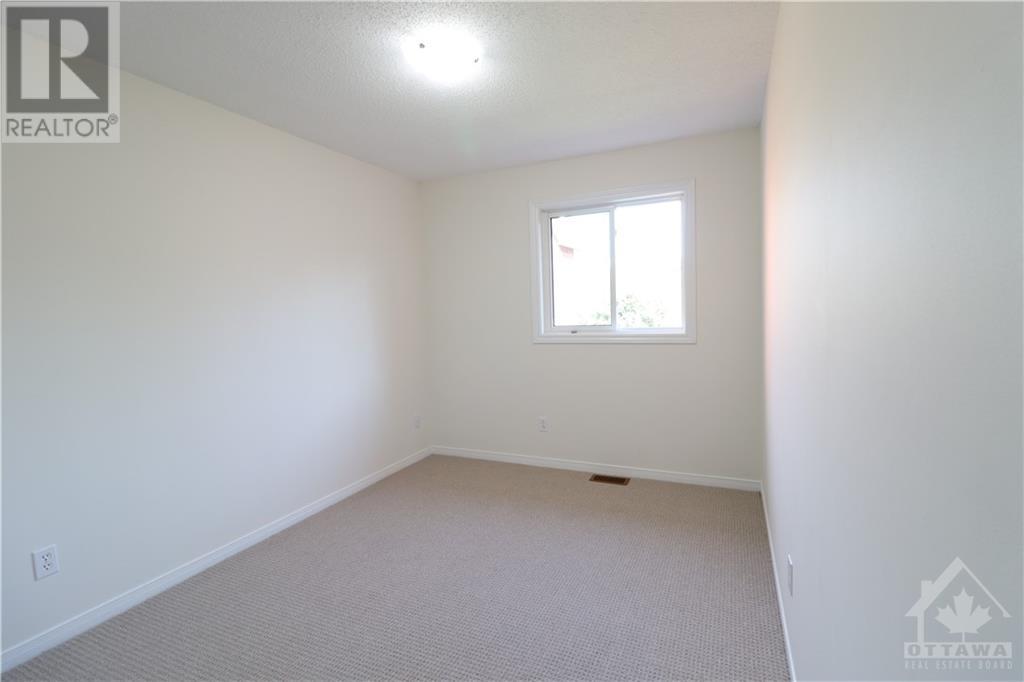 Listing 1354745 - Large Photo # 17