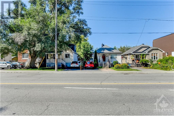 22-34 HOLLAND AVENUE, Ottawa